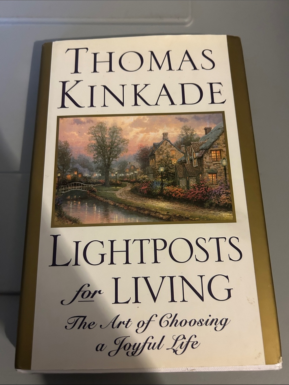Thomas Kinkade Lightposts for Living - White and Gold Accent Cover
